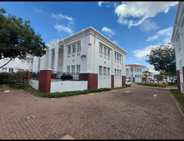 1,101M² OFFICE TO LET IN BRYANSTON